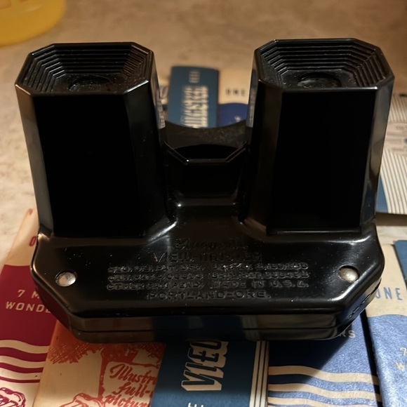 Vintage View Master Stereoscope 14 Reels 1947-55 - Picture 7 of 11